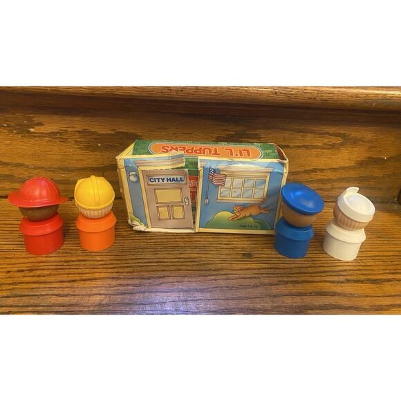 VTG Li'l Tuppers Nurse fireman Mail man Construction Workers Neat 1988 In Box - Picture 5 of 6